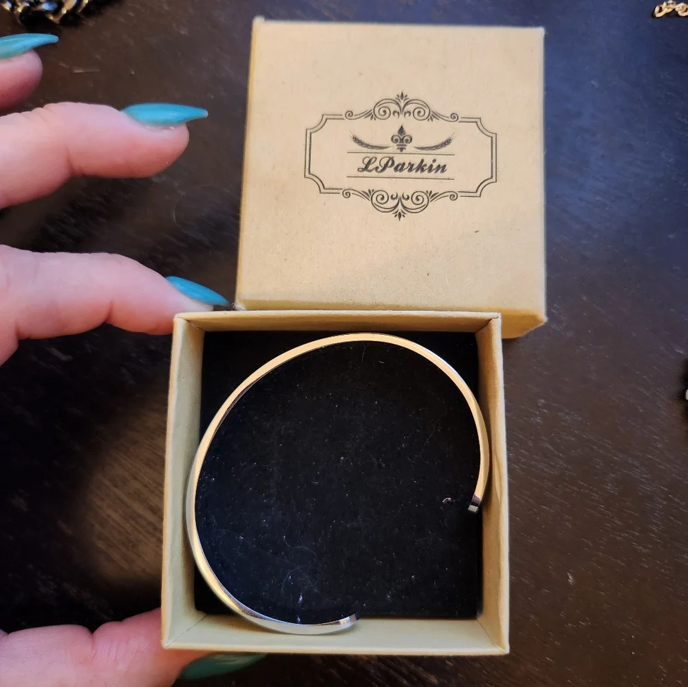Mother Daughter Gift Mothers Day Bracelet Band with Heart Accent Stainless